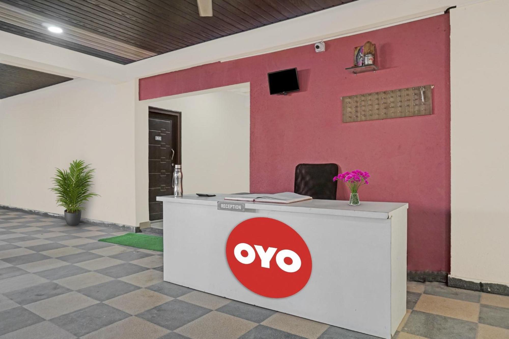 Super Oyo Flagship Sapphire Homes Stay 辛加瓦迪 外观 照片